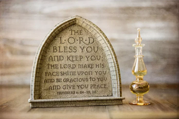 Anointing-Oil-1224659665-71a00bff56f6455ebcbf41e586a617d4